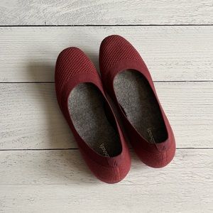 Allbirds tree breezers size 8 burgundy